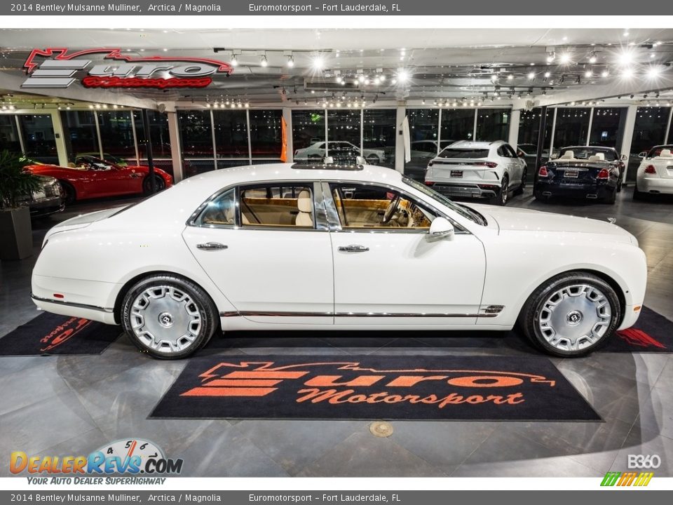 2014 Bentley Mulsanne Mulliner Arctica / Magnolia Photo #17