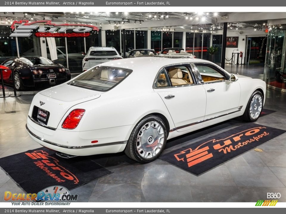 2014 Bentley Mulsanne Mulliner Arctica / Magnolia Photo #18