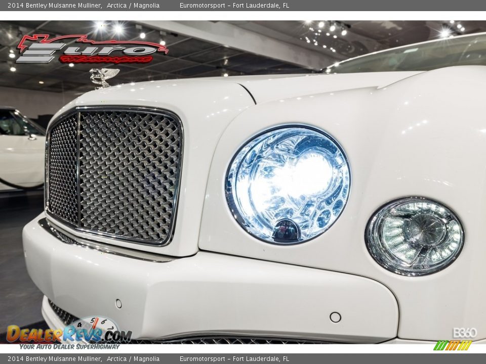 2014 Bentley Mulsanne Mulliner Arctica / Magnolia Photo #23