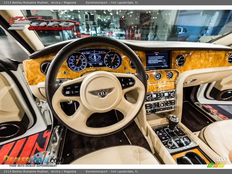 2014 Bentley Mulsanne Mulliner Arctica / Magnolia Photo #32