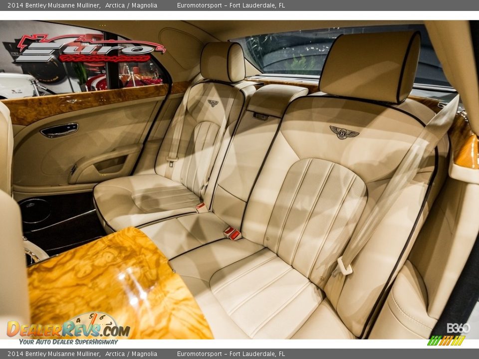 2014 Bentley Mulsanne Mulliner Arctica / Magnolia Photo #42