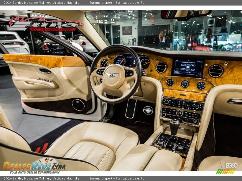 2014 Bentley Mulsanne Mulliner Arctica / Magnolia Photo #43