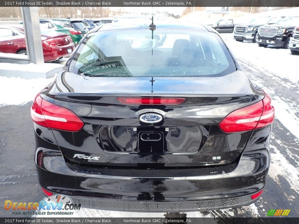 2017 Ford Focus SE Sedan Shadow Black / Charcoal Black Photo #10