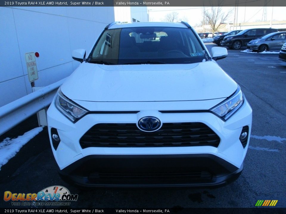 2019 Toyota RAV4 XLE AWD Hybrid Super White / Black Photo #8