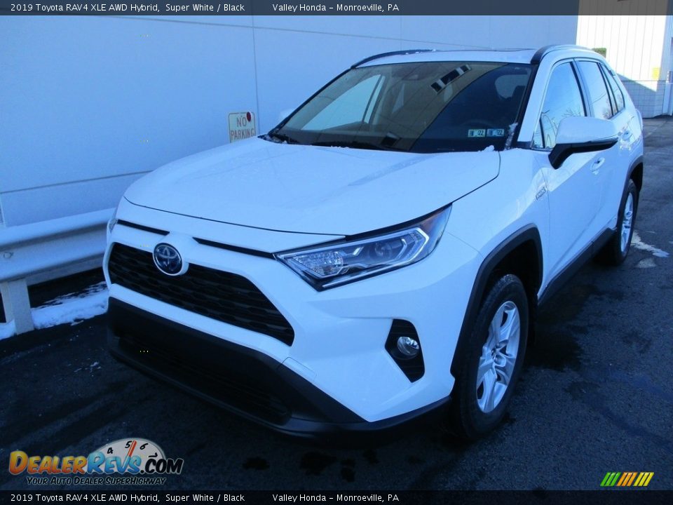 2019 Toyota RAV4 XLE AWD Hybrid Super White / Black Photo #9