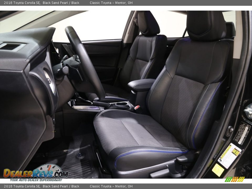 2018 Toyota Corolla SE Black Sand Pearl / Black Photo #5