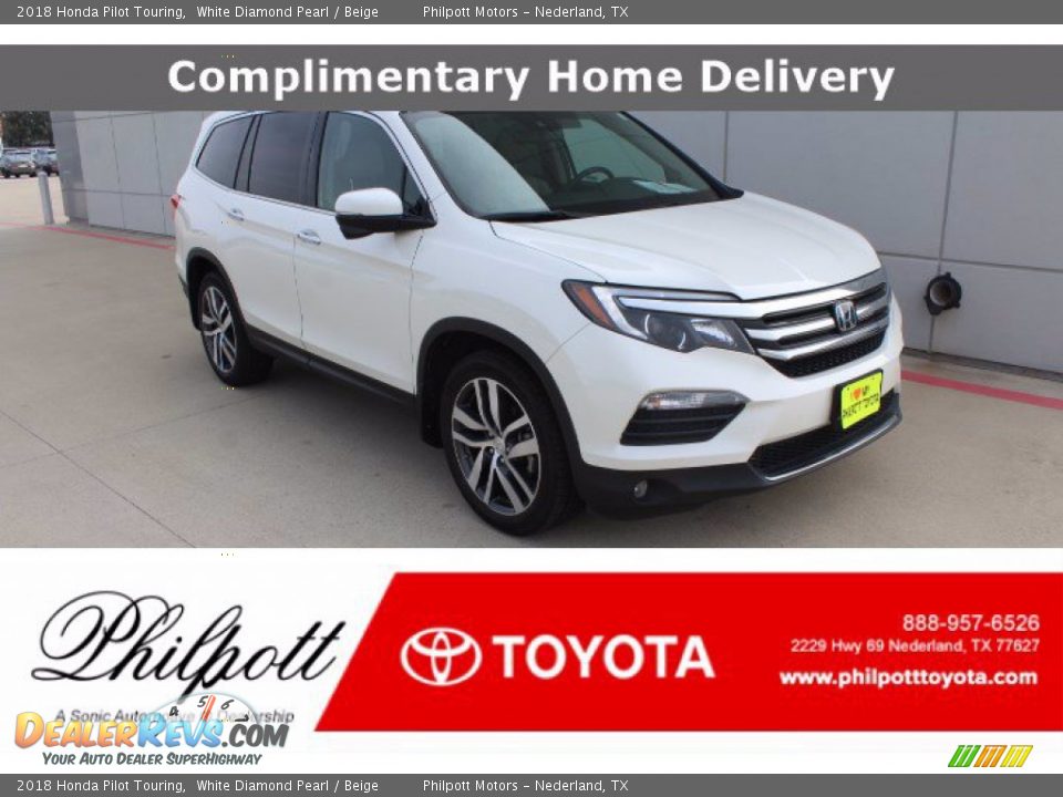 2018 Honda Pilot Touring White Diamond Pearl / Beige Photo #1