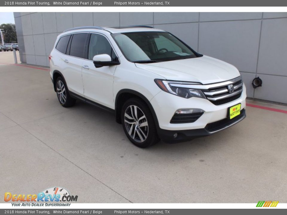 2018 Honda Pilot Touring White Diamond Pearl / Beige Photo #2