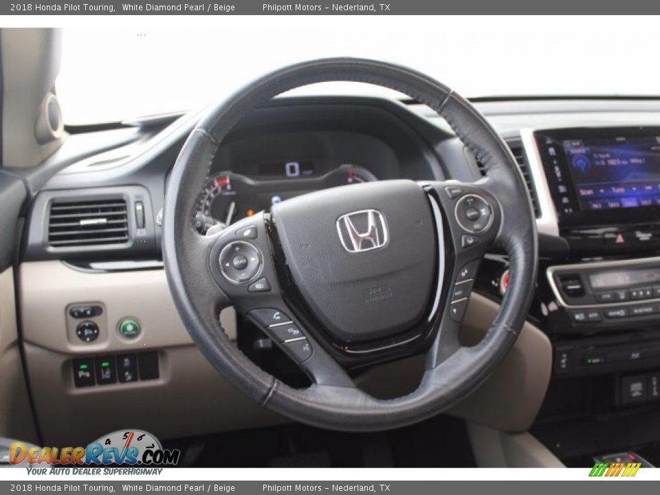 2018 Honda Pilot Touring White Diamond Pearl / Beige Photo #23