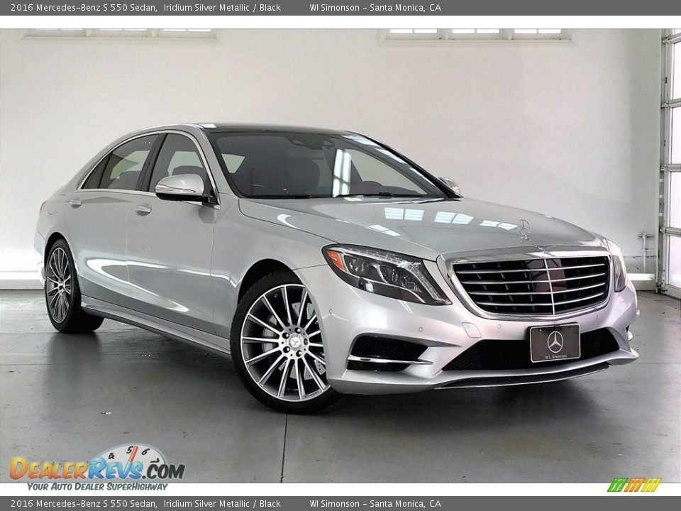 Front 3/4 View of 2016 Mercedes-Benz S 550 Sedan Photo #34