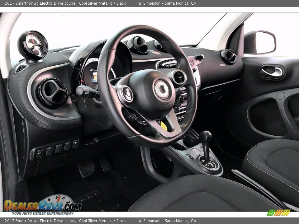 Black Interior - 2017 Smart fortwo Electric Drive coupe Photo #13