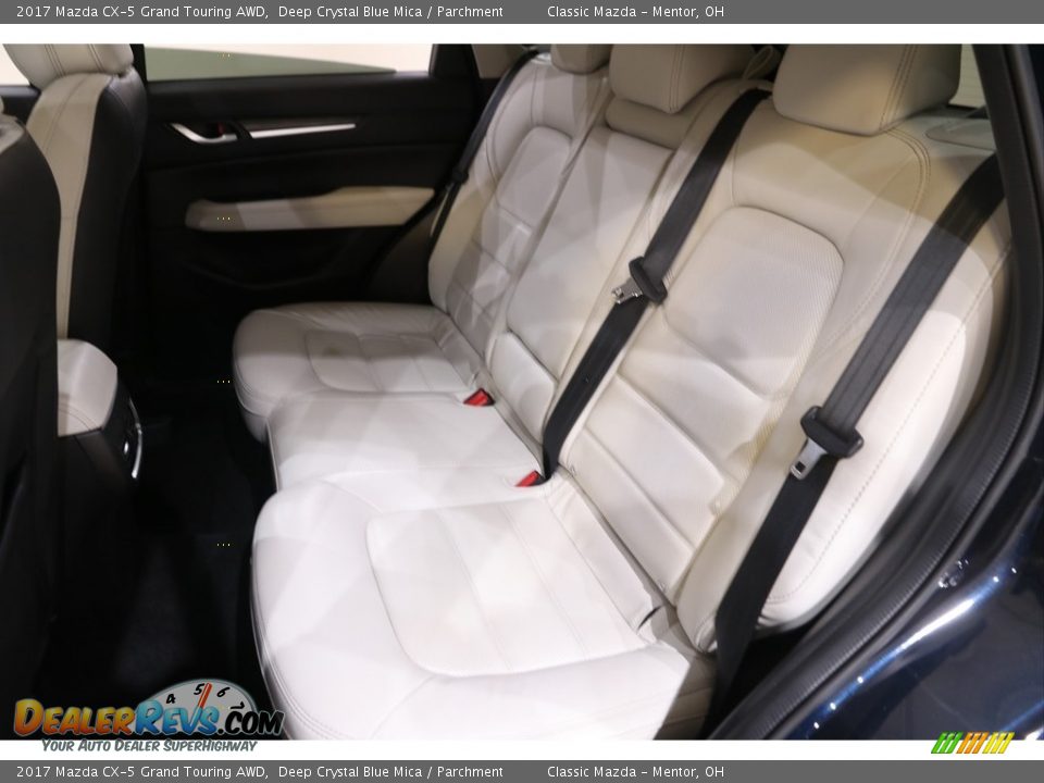 2017 Mazda CX-5 Grand Touring AWD Deep Crystal Blue Mica / Parchment Photo #18