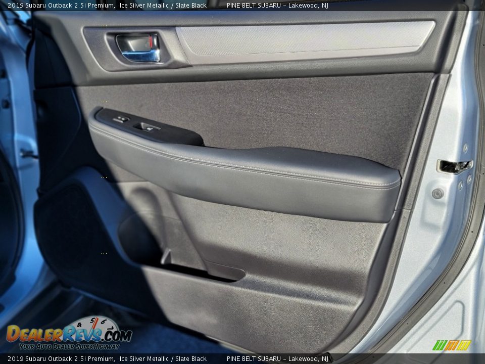 2019 Subaru Outback 2.5i Premium Ice Silver Metallic / Slate Black Photo #22