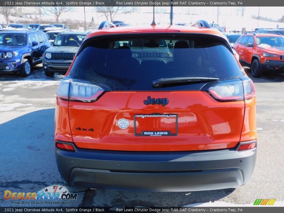 2021 Jeep Cherokee Altitude 4x4 Spitfire Orange / Black Photo #6