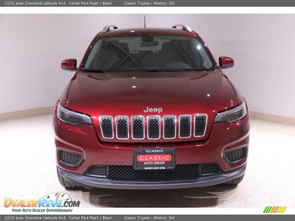 2020 Jeep Cherokee Latitude 4x4 Velvet Red Pearl / Black Photo #2