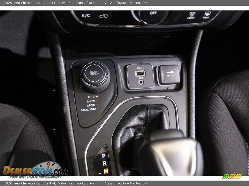 2020 Jeep Cherokee Latitude 4x4 Velvet Red Pearl / Black Photo #15