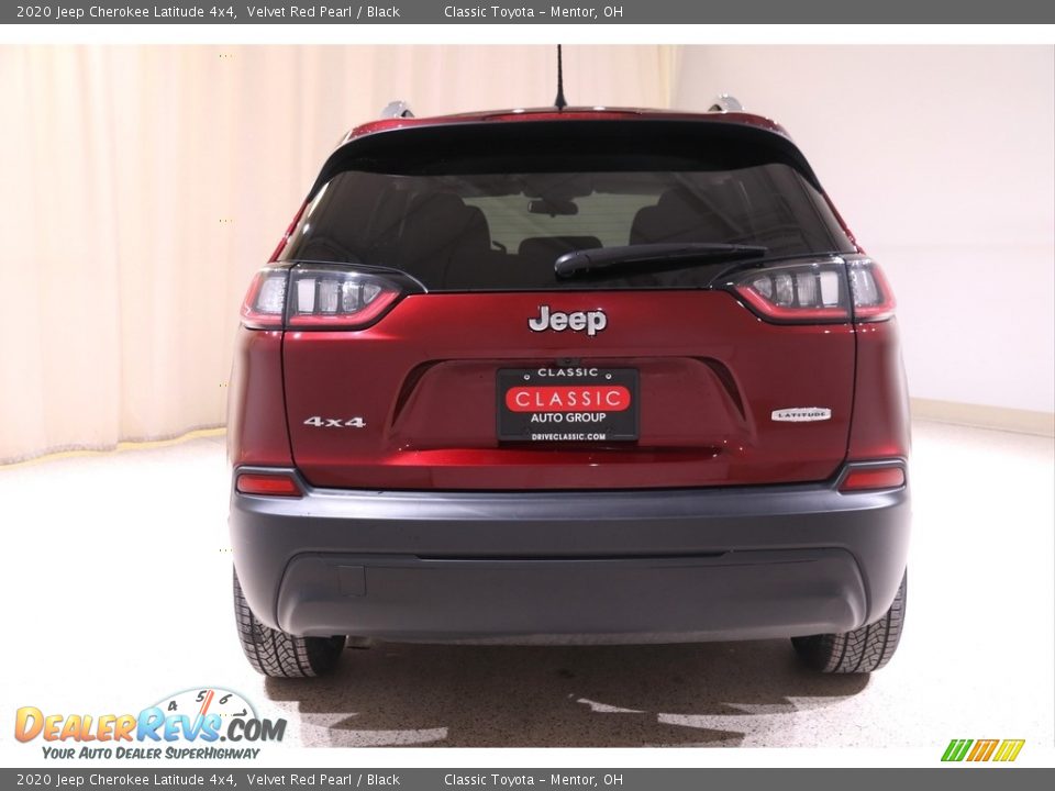 2020 Jeep Cherokee Latitude 4x4 Velvet Red Pearl / Black Photo #19