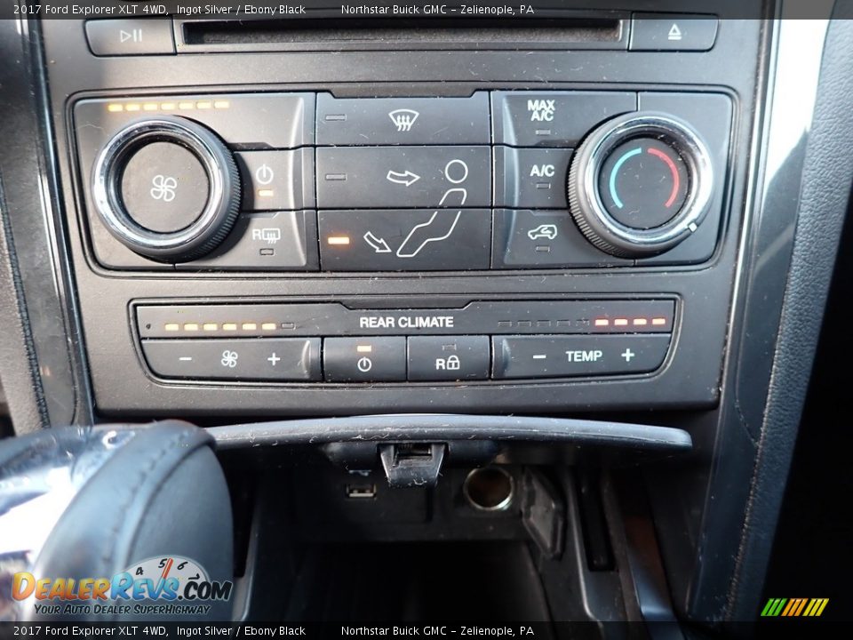 2017 Ford Explorer XLT 4WD Ingot Silver / Ebony Black Photo #26