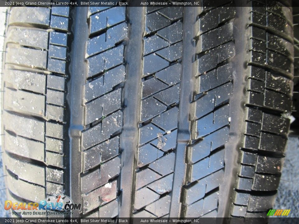 2021 Jeep Grand Cherokee Laredo 4x4 Billet Silver Metallic / Black Photo #10
