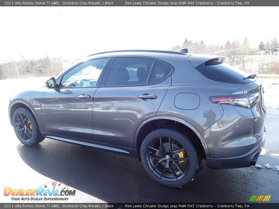 2021 Alfa Romeo Stelvio Ti AWD Stromboli Gray Metallic / Black Photo #8