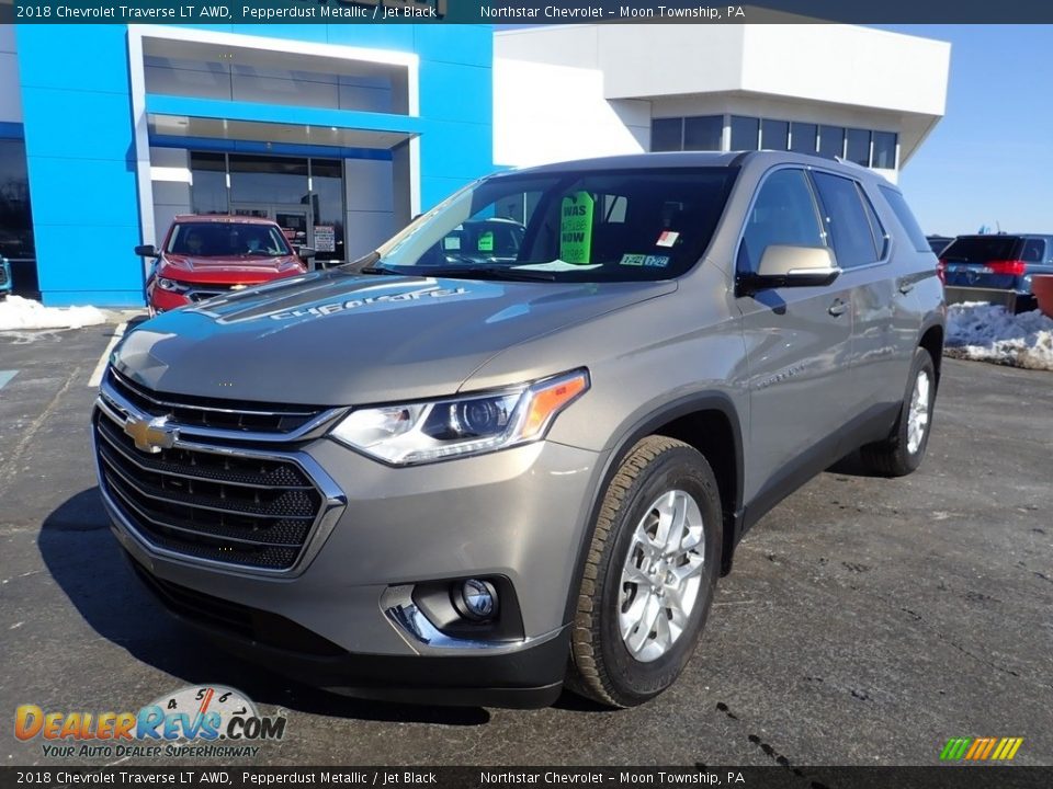 2018 Chevrolet Traverse LT AWD Pepperdust Metallic / Jet Black Photo #2