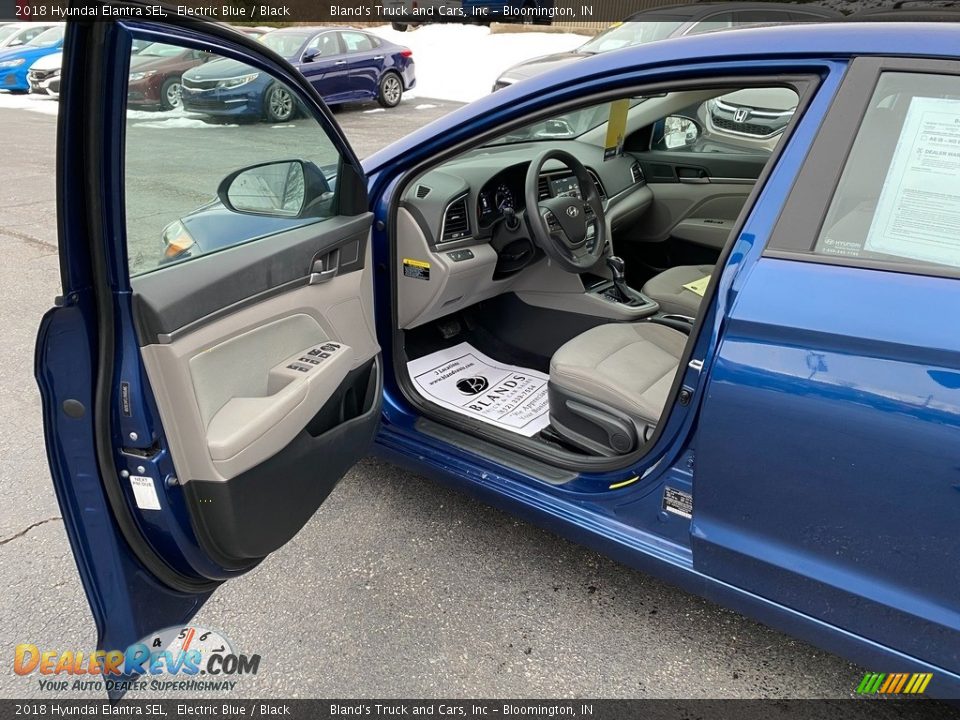 2018 Hyundai Elantra SEL Electric Blue / Black Photo #11