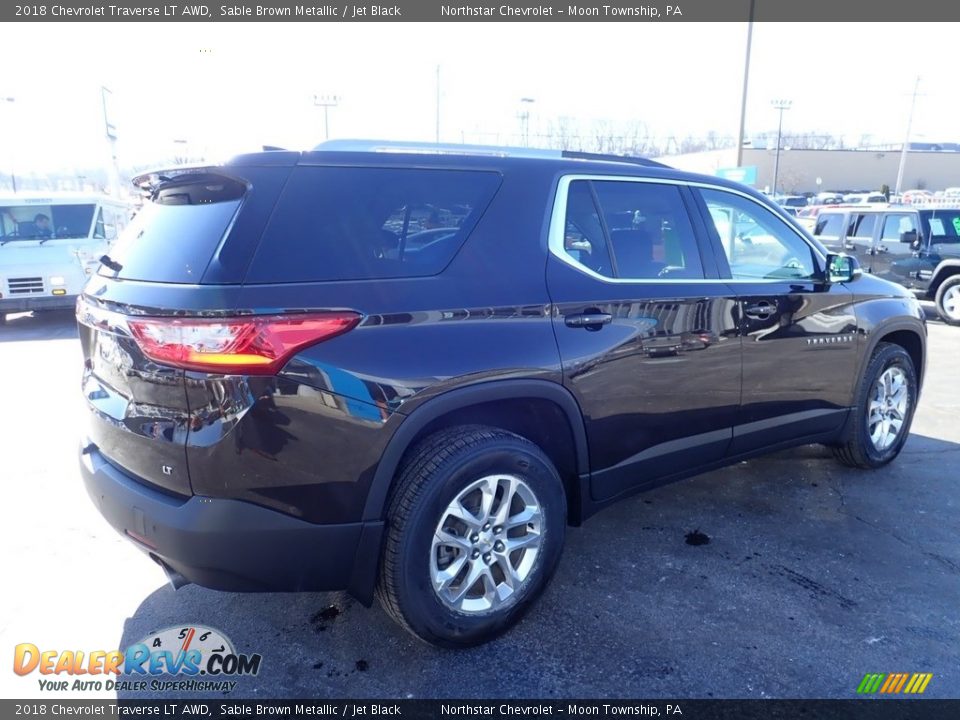 2018 Chevrolet Traverse LT AWD Sable Brown Metallic / Jet Black Photo #9