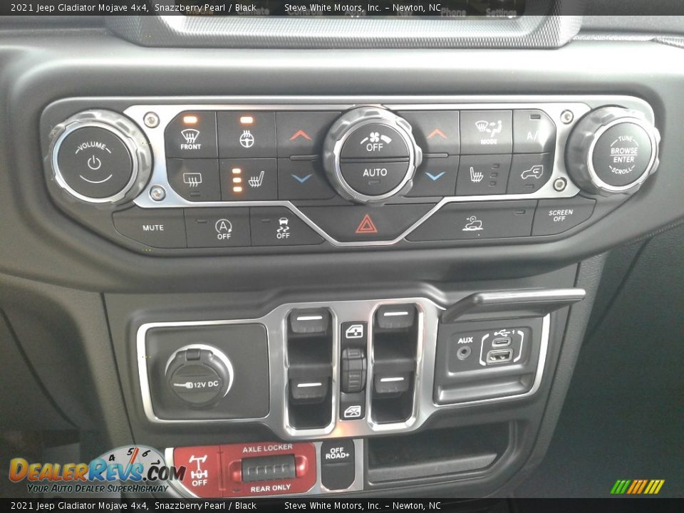 Controls of 2021 Jeep Gladiator Mojave 4x4 Photo #27