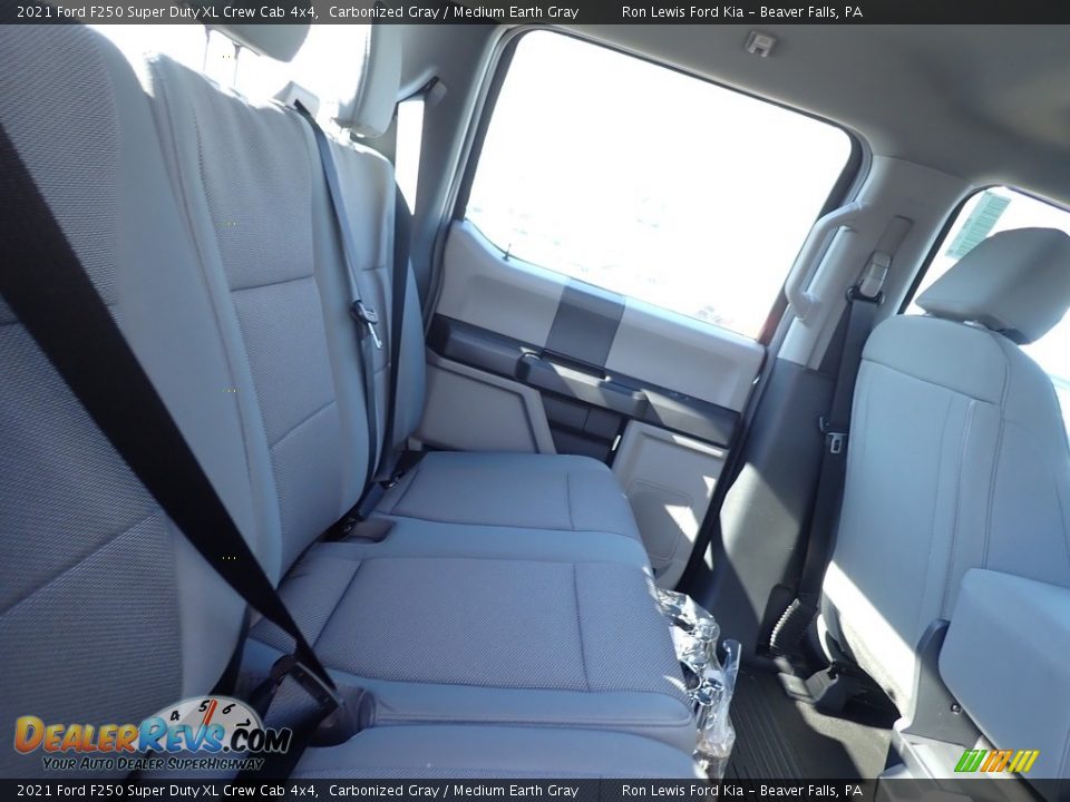 2021 Ford F250 Super Duty XL Crew Cab 4x4 Carbonized Gray / Medium Earth Gray Photo #6