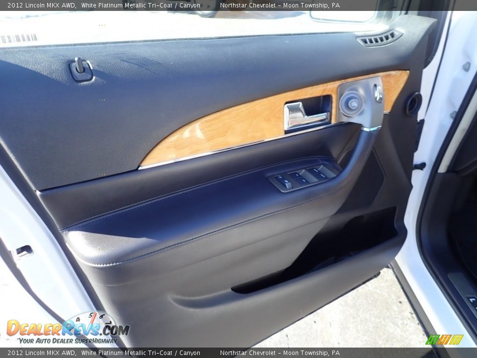 2012 Lincoln MKX AWD White Platinum Metallic Tri-Coat / Canyon Photo #23