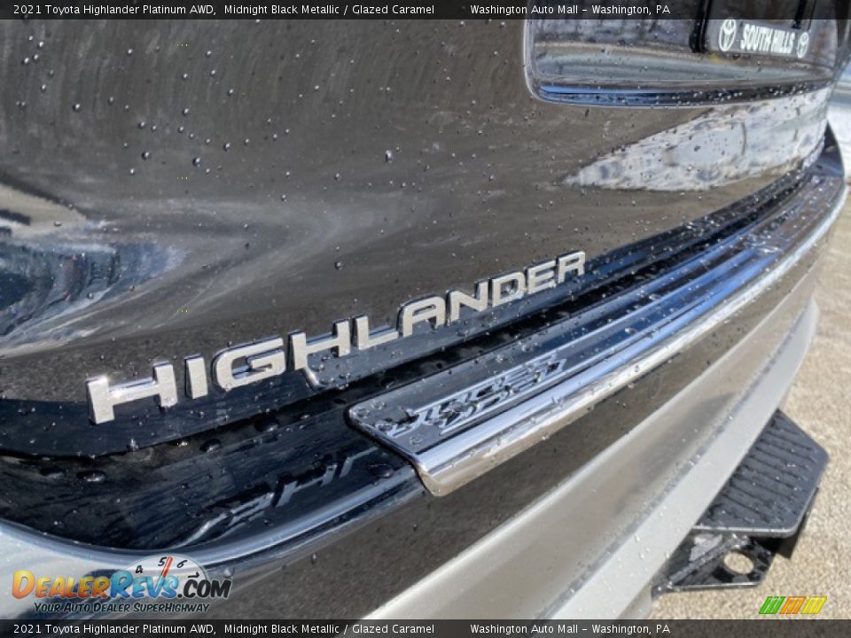 2021 Toyota Highlander Platinum AWD Midnight Black Metallic / Glazed Caramel Photo #26