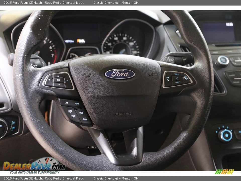 2016 Ford Focus SE Hatch Ruby Red / Charcoal Black Photo #7