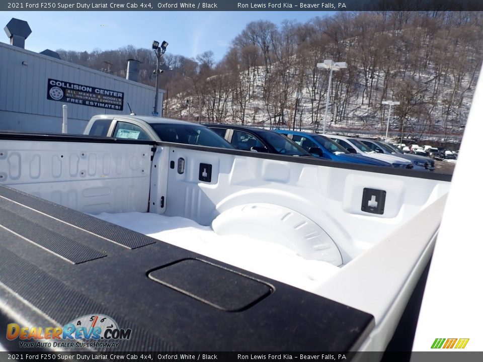 2021 Ford F250 Super Duty Lariat Crew Cab 4x4 Oxford White / Black Photo #12