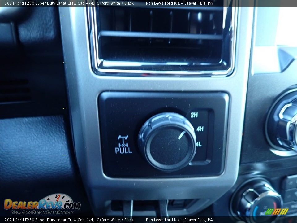 2021 Ford F250 Super Duty Lariat Crew Cab 4x4 Oxford White / Black Photo #20