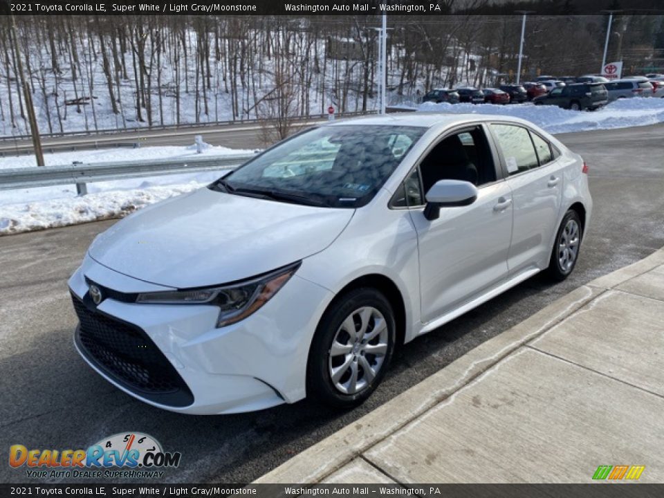 2021 Toyota Corolla LE Super White / Light Gray/Moonstone Photo #12