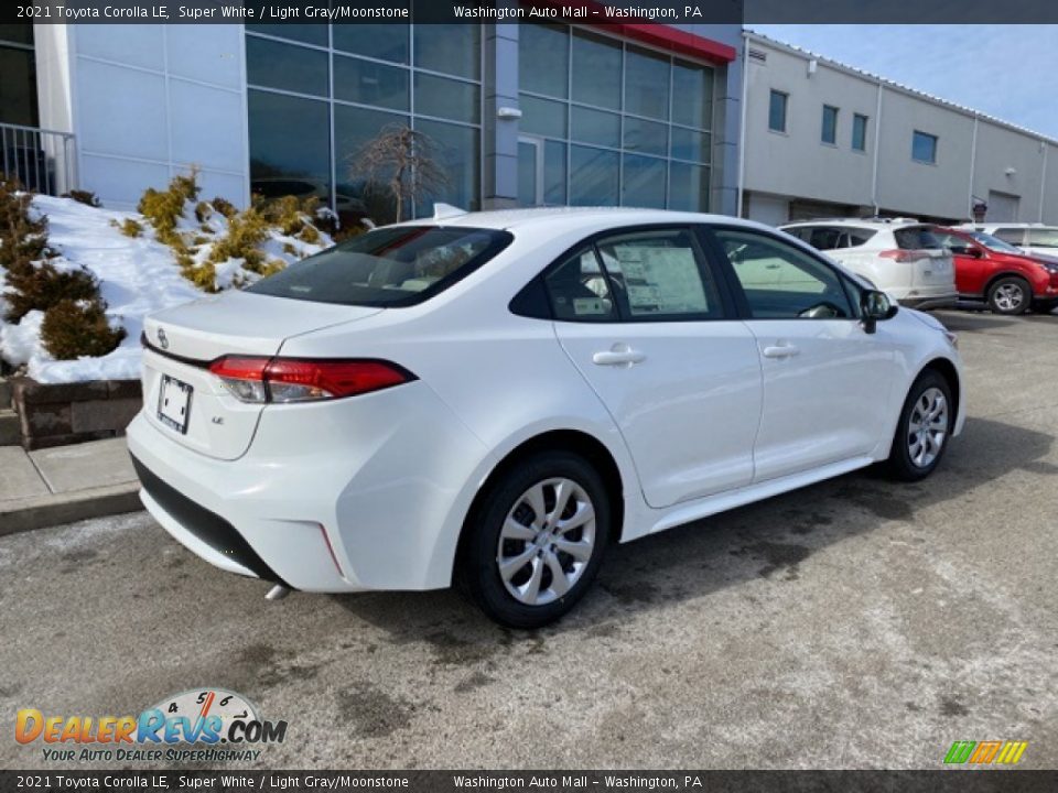 2021 Toyota Corolla LE Super White / Light Gray/Moonstone Photo #13