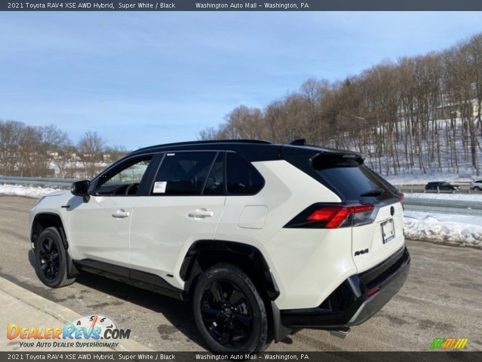 2021 Toyota RAV4 XSE AWD Hybrid Super White / Black Photo #2