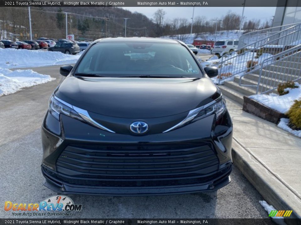 2021 Toyota Sienna LE Hybrid Midnight Black Metallic / Graphite Photo #11