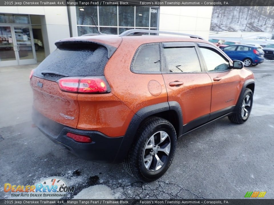 2015 Jeep Cherokee Trailhawk 4x4 Mango Tango Pearl / Trailhawk Black Photo #2