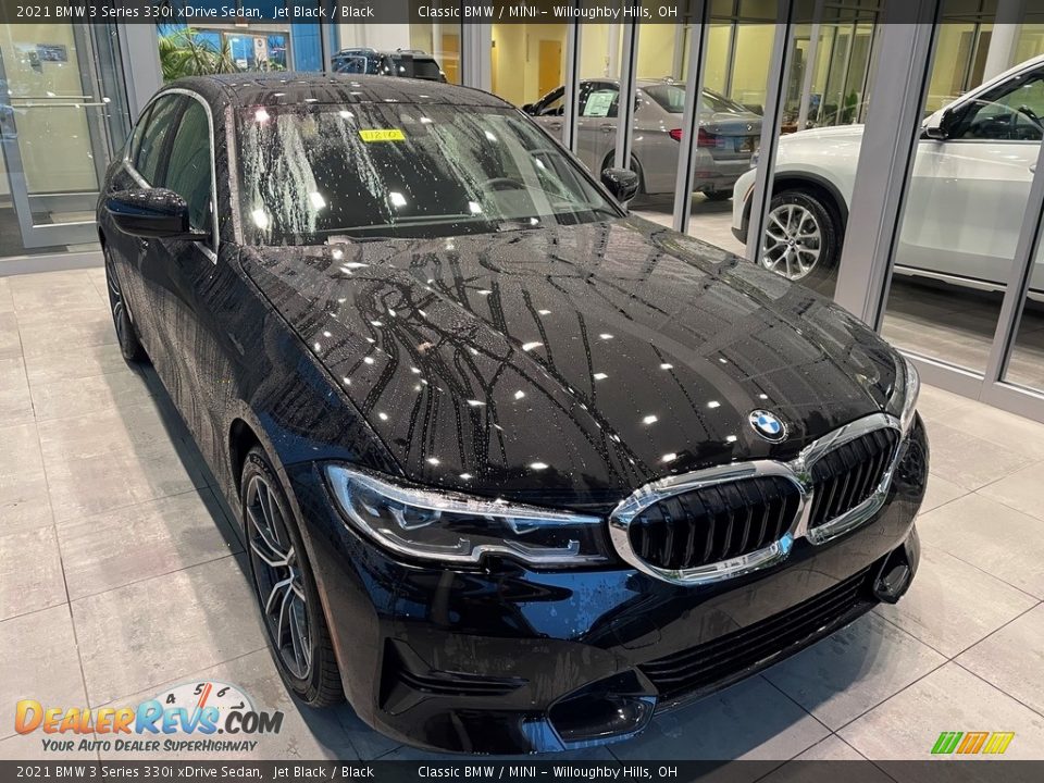 2021 BMW 3 Series 330i xDrive Sedan Jet Black / Black Photo #1