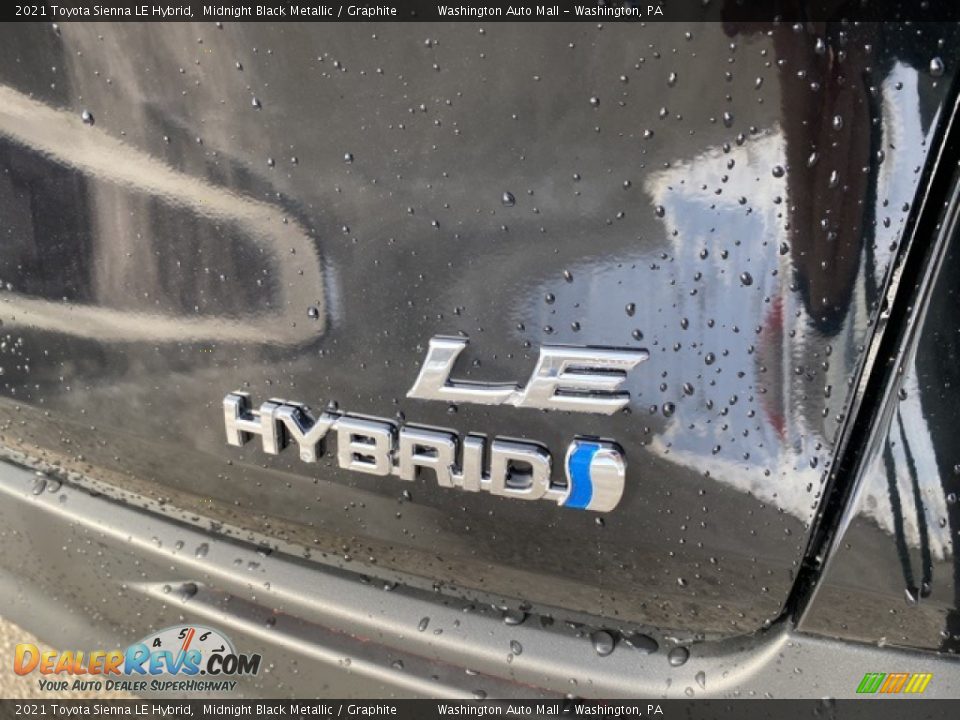 2021 Toyota Sienna LE Hybrid Midnight Black Metallic / Graphite Photo #22