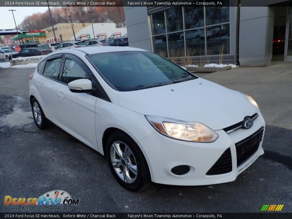 2014 Ford Focus SE Hatchback Oxford White / Charcoal Black Photo #9