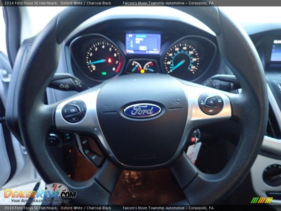 2014 Ford Focus SE Hatchback Oxford White / Charcoal Black Photo #22
