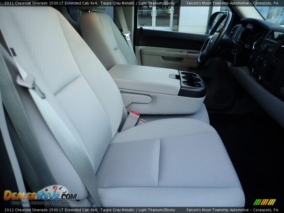 2011 Chevrolet Silverado 1500 LT Extended Cab 4x4 Taupe Gray Metallic / Light Titanium/Ebony Photo #10