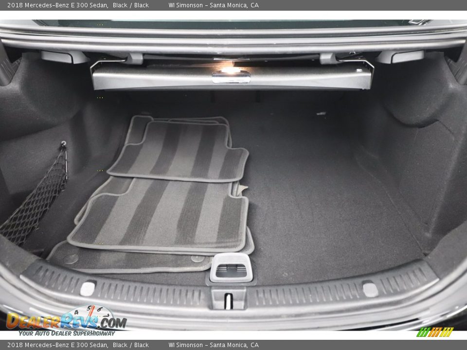 2018 Mercedes-Benz E 300 Sedan Trunk Photo #8