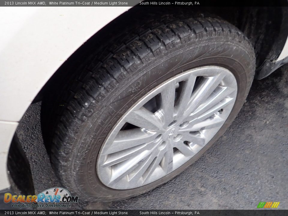 2013 Lincoln MKX AWD White Platinum Tri-Coat / Medium Light Stone Photo #5
