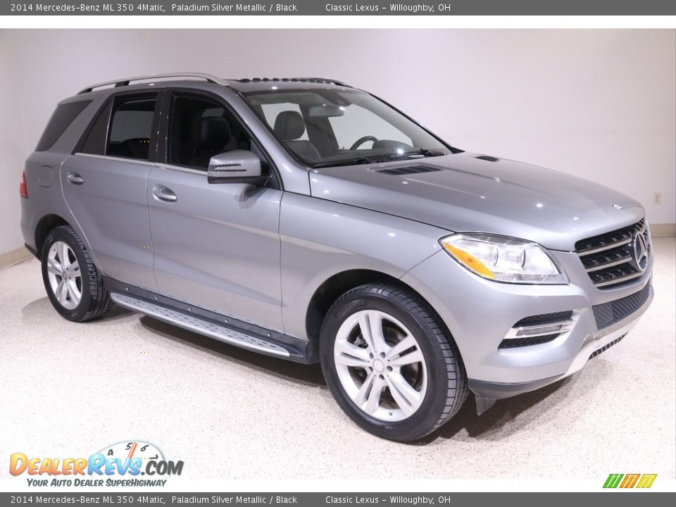 Front 3/4 View of 2014 Mercedes-Benz ML 350 4Matic Photo #1