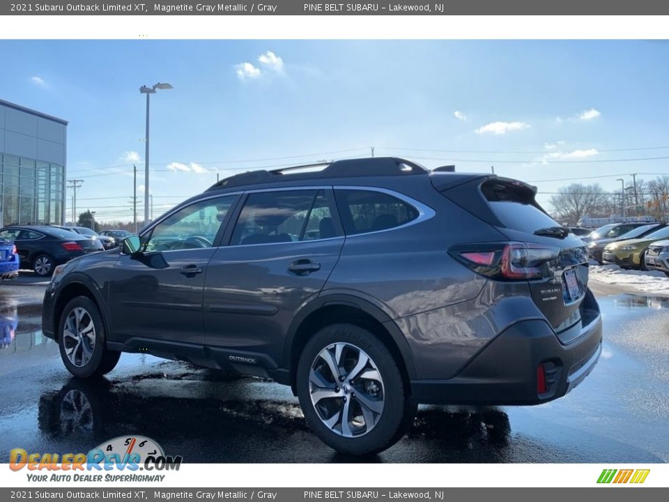 2021 Subaru Outback Limited XT Magnetite Gray Metallic / Gray Photo #6
