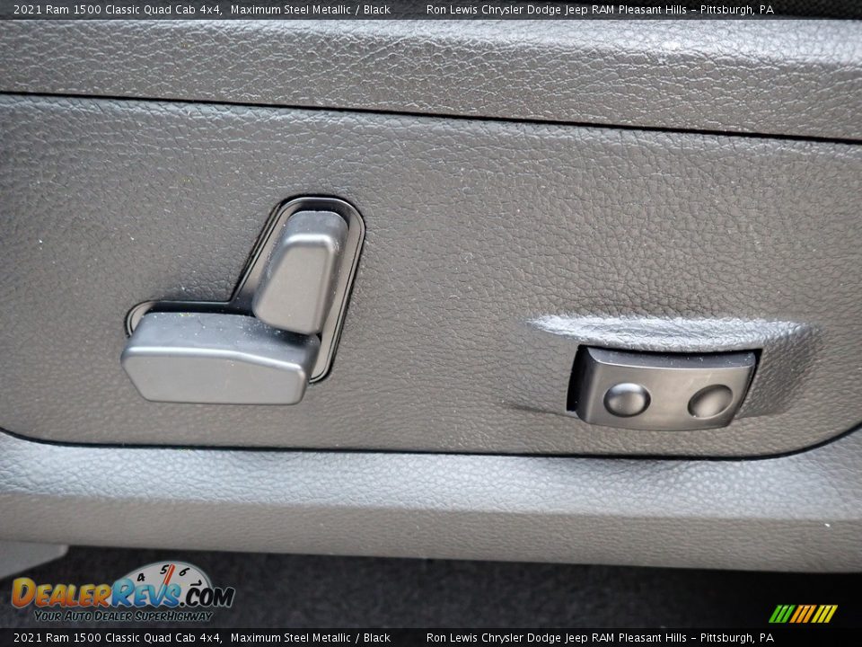 2021 Ram 1500 Classic Quad Cab 4x4 Maximum Steel Metallic / Black Photo #15