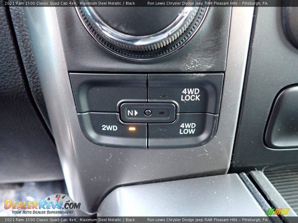 2021 Ram 1500 Classic Quad Cab 4x4 Maximum Steel Metallic / Black Photo #16